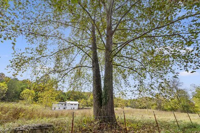 Table Rock Lake, Acreage Pond