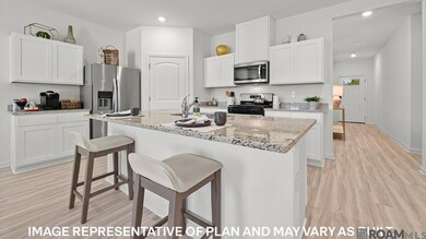 6951 Brook Hollow Dr, Zachary, LA 70791 - photo 3