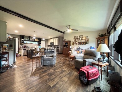 Spacious living room