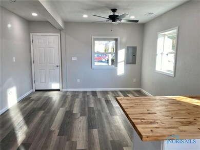 210 Superior St, Genoa, OH 43430 - photo 5