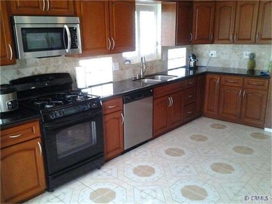 Newly remodeled  kitchen, built in microwave and d