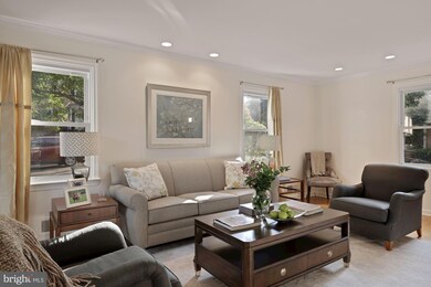 3503 Hutch Place, Chevy Chase, MD 20815 - photo 5