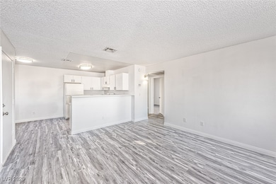 2684 Bryandouglas Dr unit B, Las Vegas, NV 89121 - photo 4