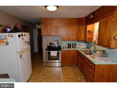 245 Gerald Ave, Orwigsburg, PA 17961 - photo 6