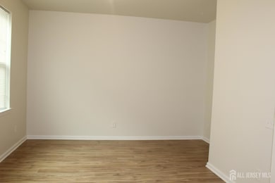 6 Bond St, North Brunswick Township, NJ 08902 - photo 2