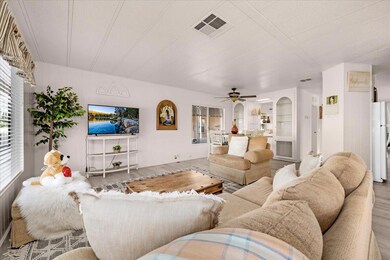 2706 W Ashlan Ave unit 323, Fresno, CA 93705 - photo 5