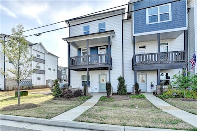 Multi unit property with a front yard