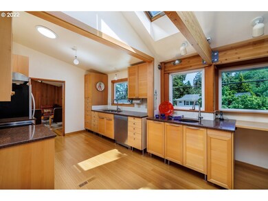 907 Oak St, Lake Oswego, OR 97034 - photo 5