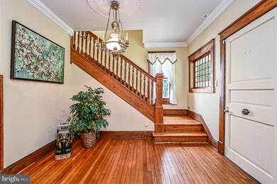 9330 Old Burke Lake Rd, Burke, VA 22015 - photo 6