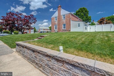 2420 N Greenhill Rd, Broomall, PA 19008 - photo 3