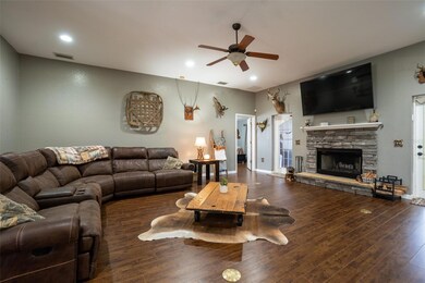 7586 Pleasant Dr, Haines City, FL 33844 - photo 5