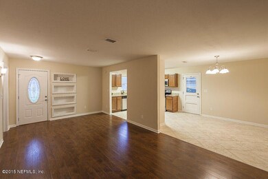 7122 Singapore Rd, Jacksonville, FL 32216 - photo 5