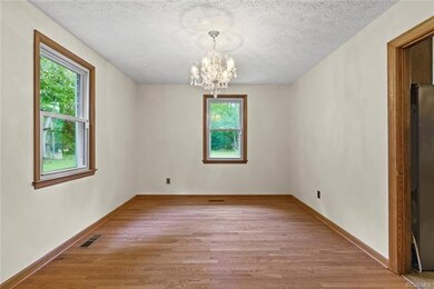 7216 W Quaker Rd, Disputanta, VA 23842 - photo 6