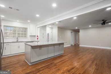 1872 Forrest Rd, Lawrenceville, GA 30043 - photo 6