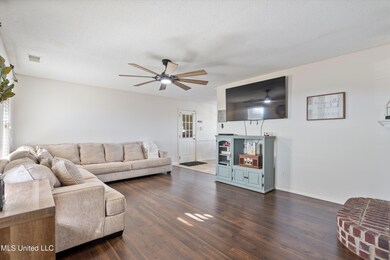 04-Living Room