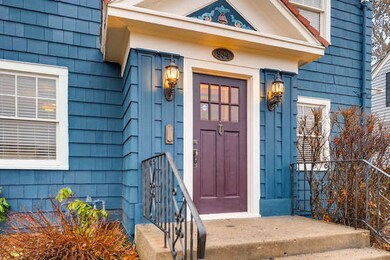 934 N Spring St, Elgin, IL 60120 - photo 4