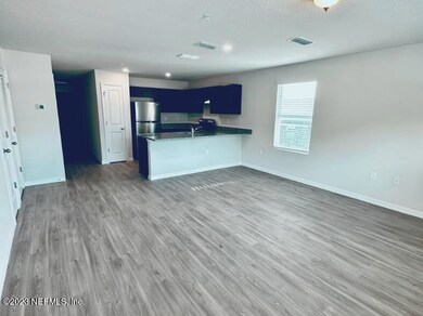 7649 Mailes Ct unit 202, Jacksonville, FL 32210 - photo 4