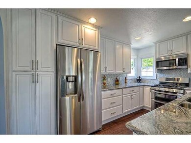 5201 Los Robles Dr, Carlsbad, CA 92008 - photo 4