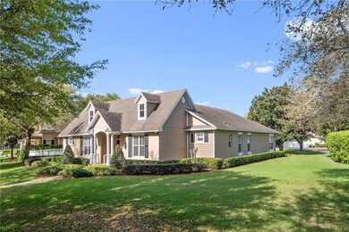Big side yard and front yard - half acre lot!