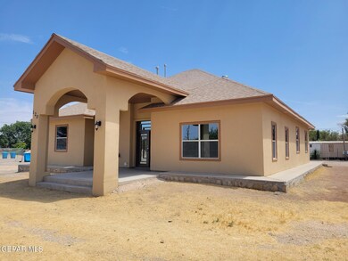 120 Sylvia Dr, El Paso, TX 79927 - photo 4