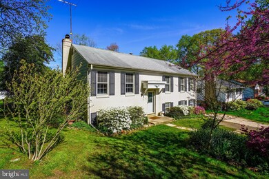 317 Edgemere Dr, Annapolis, MD 21403 - photo 4