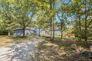 5125 Dexter Pinckney Rd, Dexter, MI 48130 - photo 2