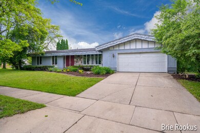 3925 Chamberlain Ave SE, Grand Rapids, M