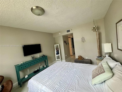 2711 Ocean Club Blvd unit 2022, Hollywood, FL 33019 - photo 7