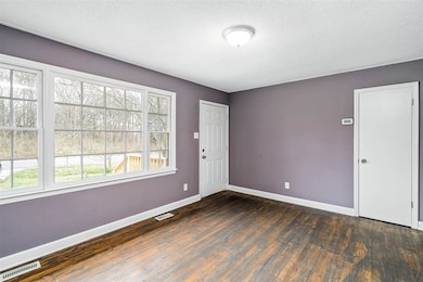 202 8th St, Oxford, NC 27565 - photo 6