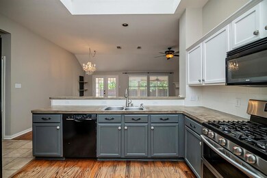 6908 Edgefield Dr, Denton, TX 76210 - photo 4