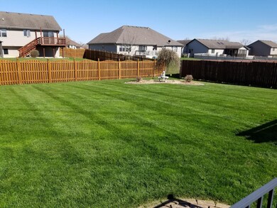 9033 Marquette St, Saint John, IN 46373 - photo 7