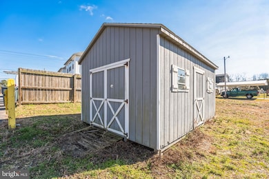 4870 Calvert Dr, Saint Leonard, MD 20685 - photo 6