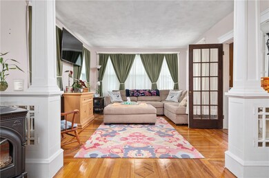 60 Newport St, Woonsocket, RI 02895 - photo 5