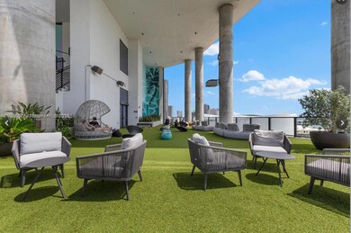 The Elser unit 2805, Miami, FL 33132 - photo 3