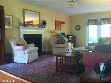 Den/Family/Great Room - Doors lead to backyard.  G
