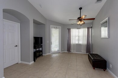 3019 Laurel Ridge Cir, Riviera Beach, FL 33404 - photo 6