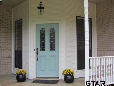 717 717 Kingswood Dr, Tyler, TX 75703 - photo 2