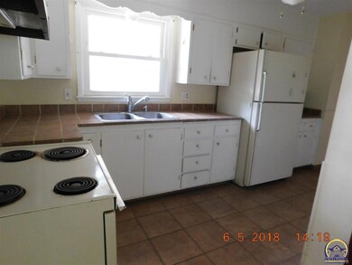 3612 SW Kerry Ave, Topeka, KS 66611 - photo 3
