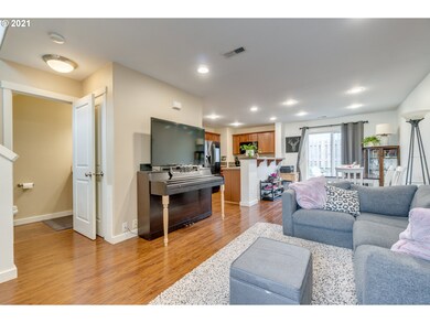 140 N Birch St, Canby, OR 97013 - photo 7