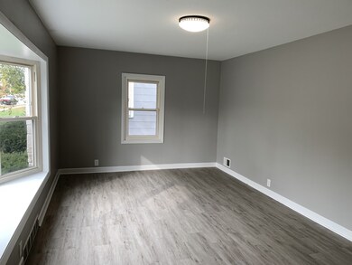 18265 Burnham Ave, Lansing, IL 60438 - photo 7