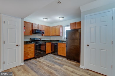 56 S Charlotte St unit A-6, Pottstown, PA 19464 - photo 5