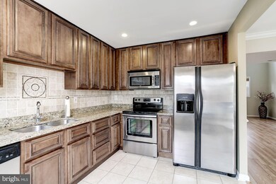 7613 Jordon Hollow Ct, Manassas, VA 20109 - photo 4