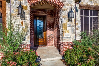 200 Maral Ln, Azle, TX 76020 - photo 4