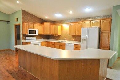 2945 SE Jarvis Ln, Runnells, IA 50237 - photo 4