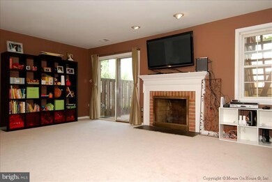 7720 Jewelweed Ct, Springfield, VA 22152 - photo 6