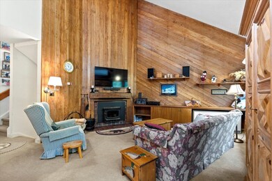 54 Shattarack Rd unit Slopeside C5, Stratton, VT 05360 - photo 2