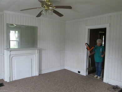 531 Cemetery St, Coshocton, OH 43812 - photo 4