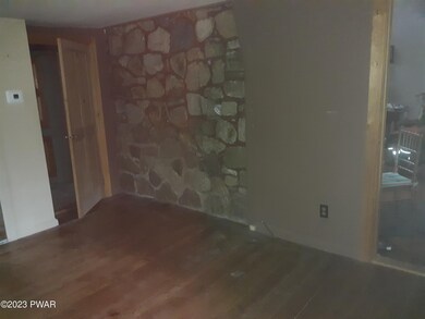 105 Deep Hollow Ln, Dingmans Ferry, PA 18328 - photo 7