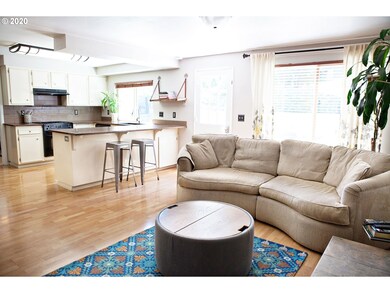 1822 Happy Ln, Eugene, OR 97401 - photo 3