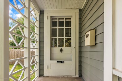 1609-West-Ottawa-Street-WindowStill-Real